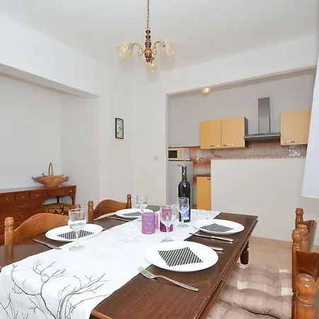 Apartmán Ksenija - Family Only